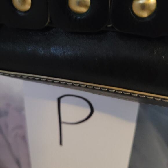 MAXX New York Women's Clutch Bag Small Black Leather Snap Gold-Plated Hardware - Picture 7 of 7